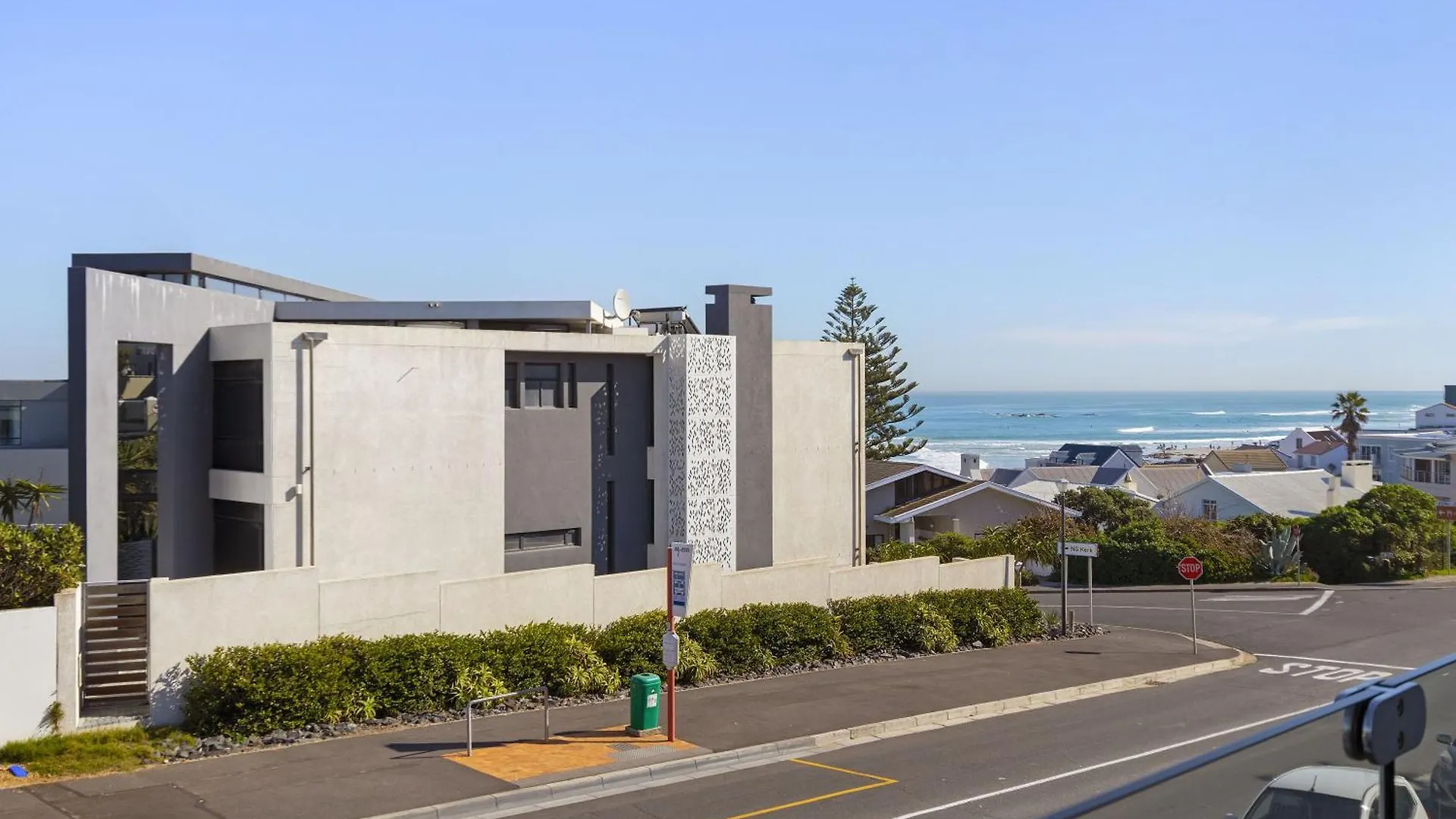 Endless Summer Beach House By Host Agents Bloubergstrand