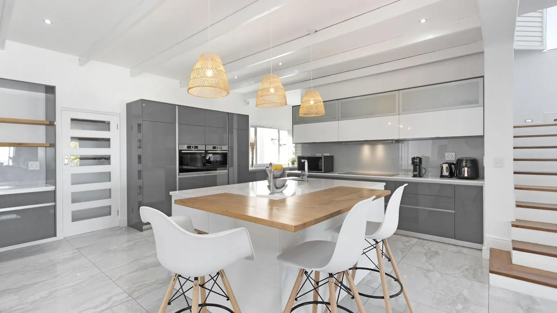 Endless Summer Beach House By Host Agents Bloubergstrand 0*,  Güney Afrika
