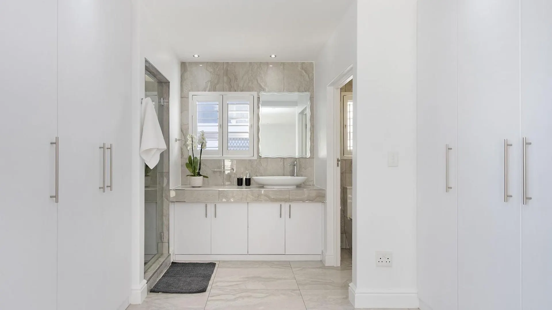 Villa Endless Summer Beach House By Host Agents Bloubergstrand Güney Afrika