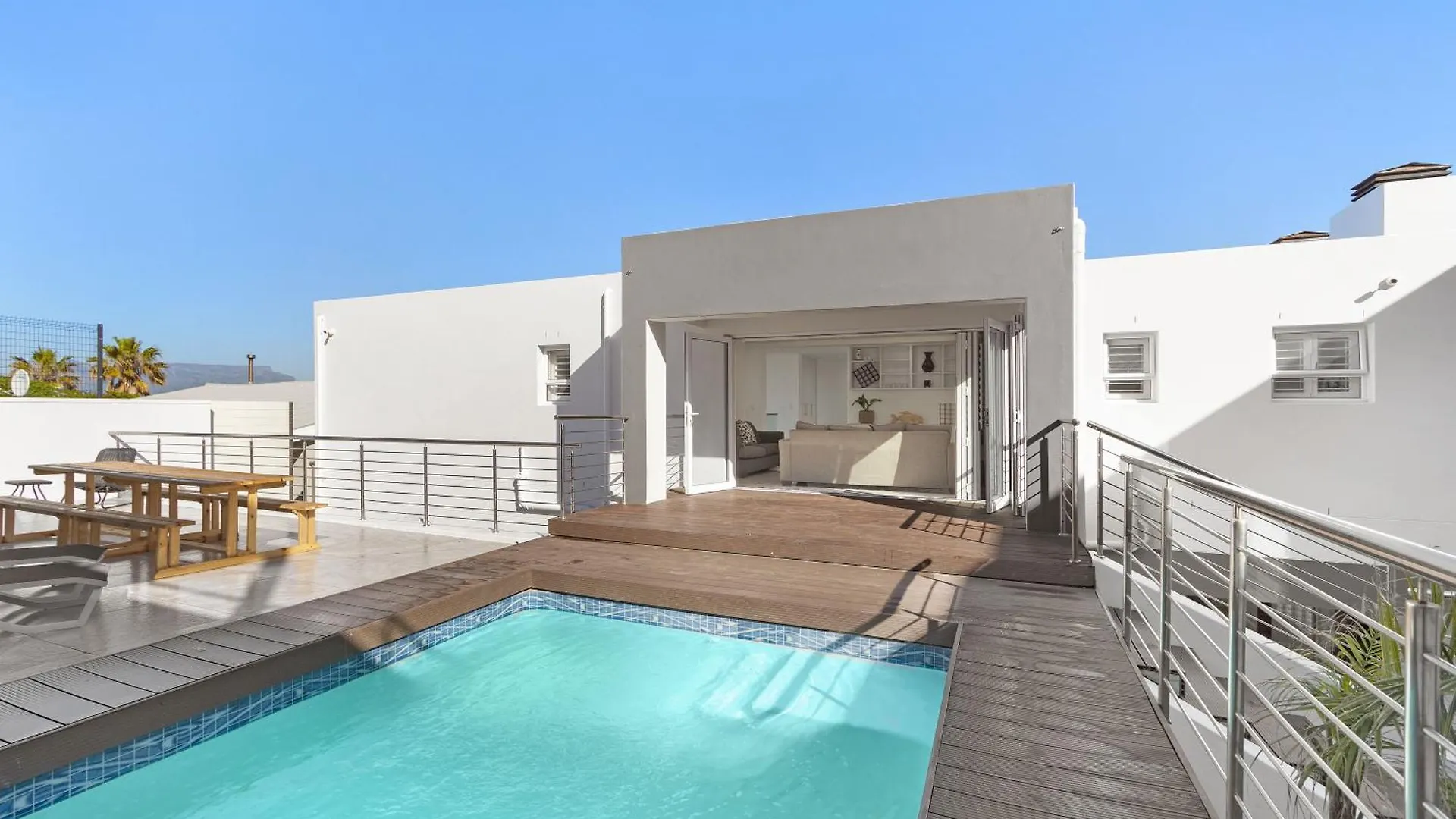 Endless Summer Beach House By Host Agents Bloubergstrand 0*,